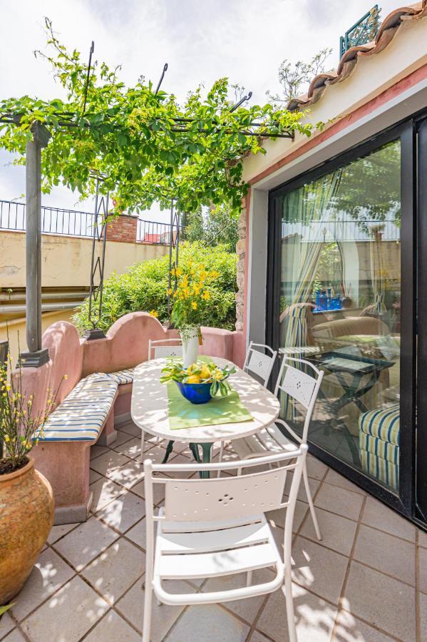 Ferienwohnung Old Memories House Taormina Exterior foto
